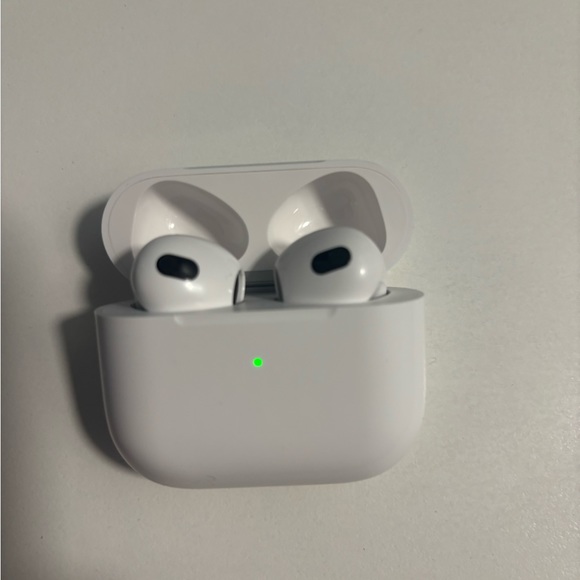 Airpods with charger